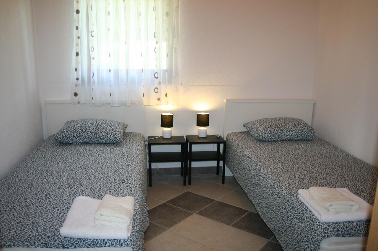 Guesthouse Hodak Selište Drežničko Zewnętrze zdjęcie